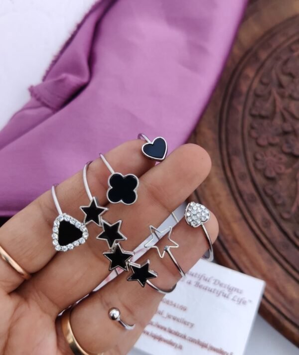 Set of 4 Adjustable bracelet for 2.4,/2.6