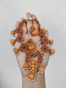 Flower necklace matte