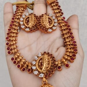 5553da53-5c88-4a53-8ce6-24f3e22a6006.jpeg Necklace set red