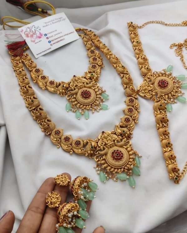 Turquoise blue semi set