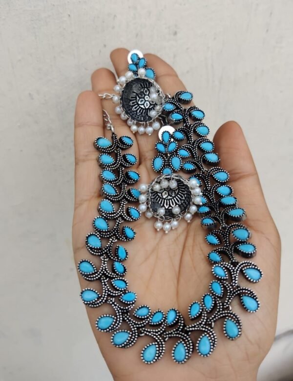 Turquoise blue set