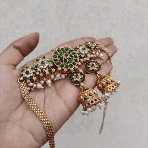 Green kemp choker