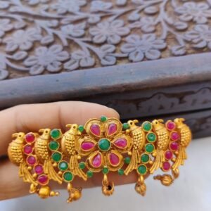 9987790f-cf63-4b65-9123-b220eaf3708f.jpeg Hair clip round