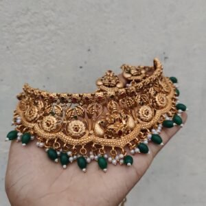 99a6404c-2f4c-4648-af84-88e64fc219c7.jpeg Temple Lakshmi choker green beads