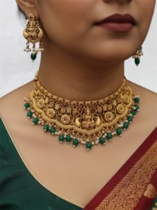 Temple choker green beads set