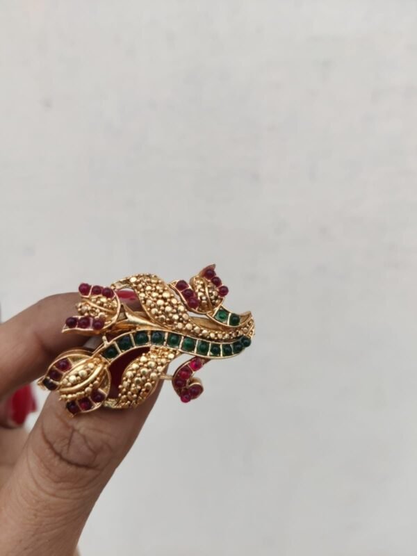 Saree pin 2