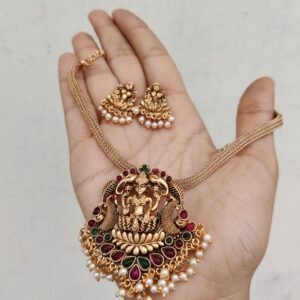 Temple choker set