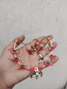 Lotus kemp choker set