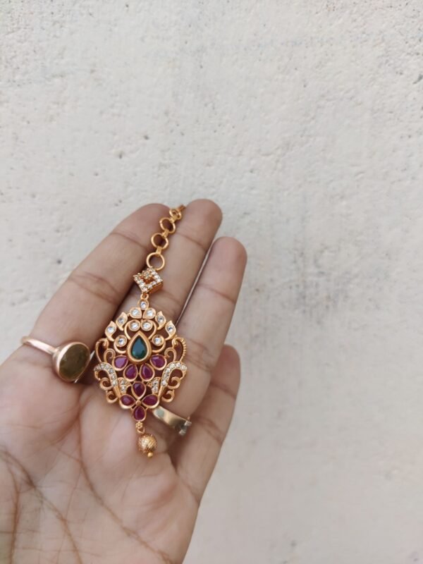 Gold multi nethichutti