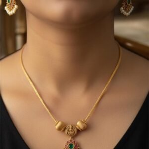 109bdb5f-9e26-4328-8171-bb26d8c12726 Cz temple attigai necklace set