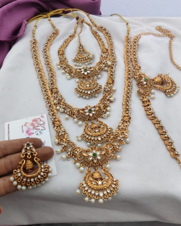 Three layer stone bridal semi set