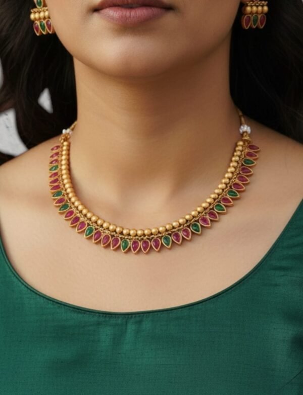 Kemp necklace set