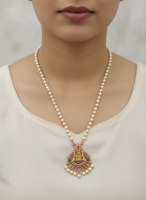 Lakshmi pearl chain