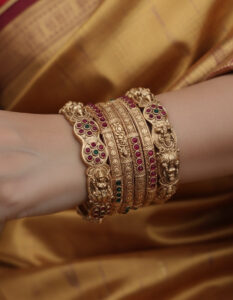 New unique set of 6 Lakshmi bangles