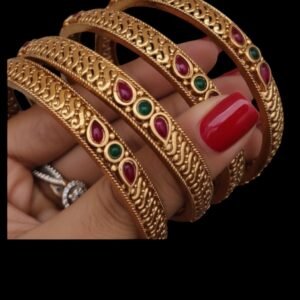 Matte kemp bangles set
