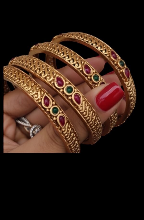 Matte kemp bangles set