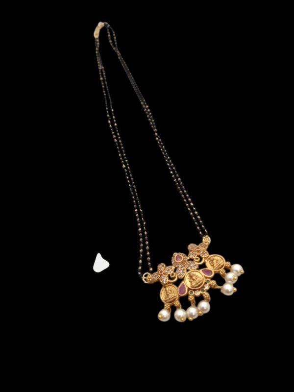 Black beads set 2