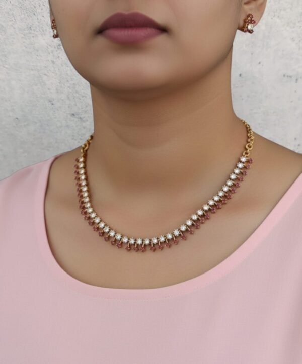 Ad necklace set