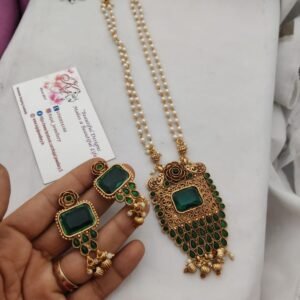 35037068-a197-4575-906a-849312460da2 Pearl green kemp chain
