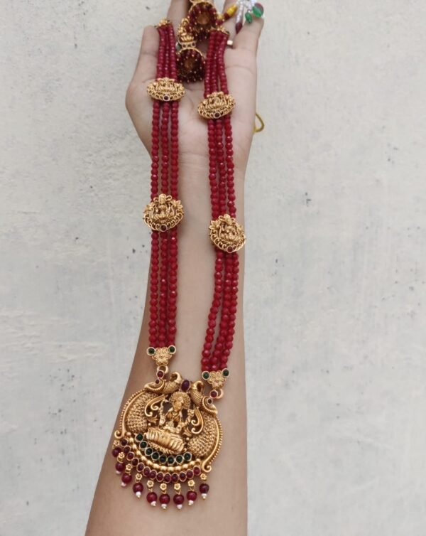 Long red harram kemp temple