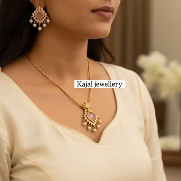 63492F41-4B11-46E1-A0D9-2F0310D0A370 Baby pink golden necklace set