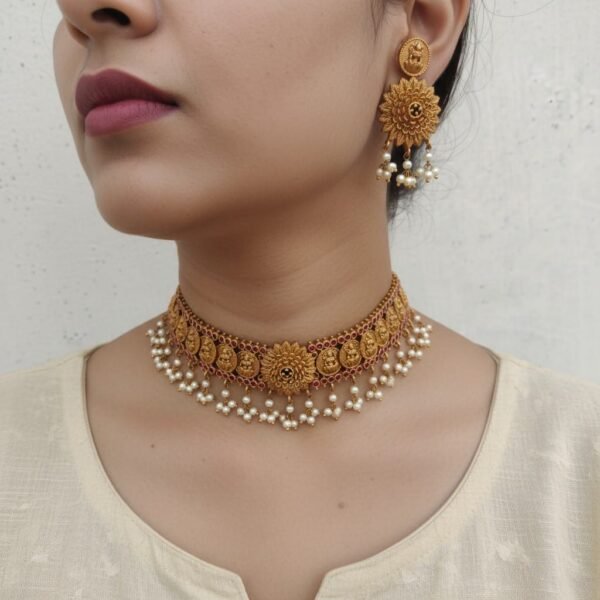 Brass model copper choker set