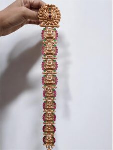 Lakshmi head jada billa