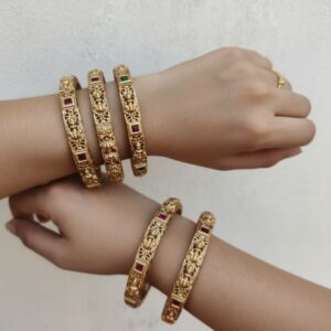 bangles set of 4 Lakshmi