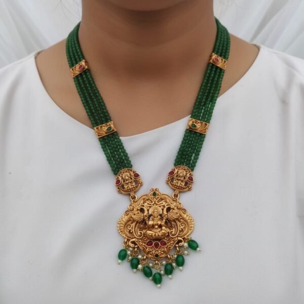 d6230b03-ee91-4261-b2bd-625ad45000b2 Green beads Lakshmi long set