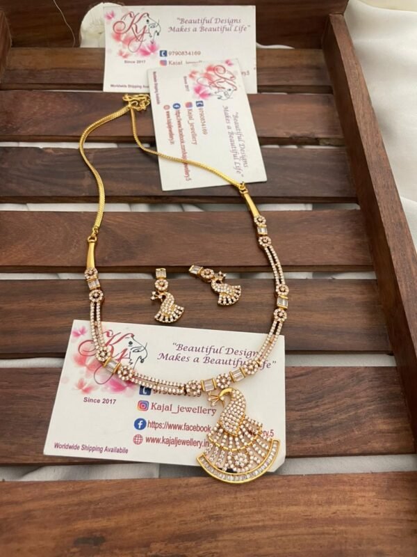 e6a90b47-949e-4c79-80f6-e2f642ff27b9 Micro plated ad necklace set