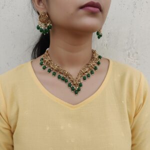Necklace set green beads