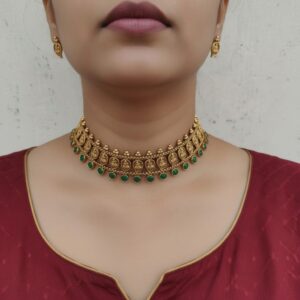 Green choker Lakshmi