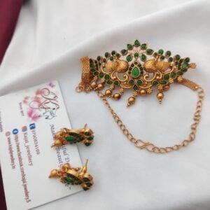Green choker kemp stone set