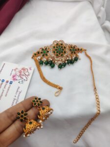 Green choker beads kemp stone set