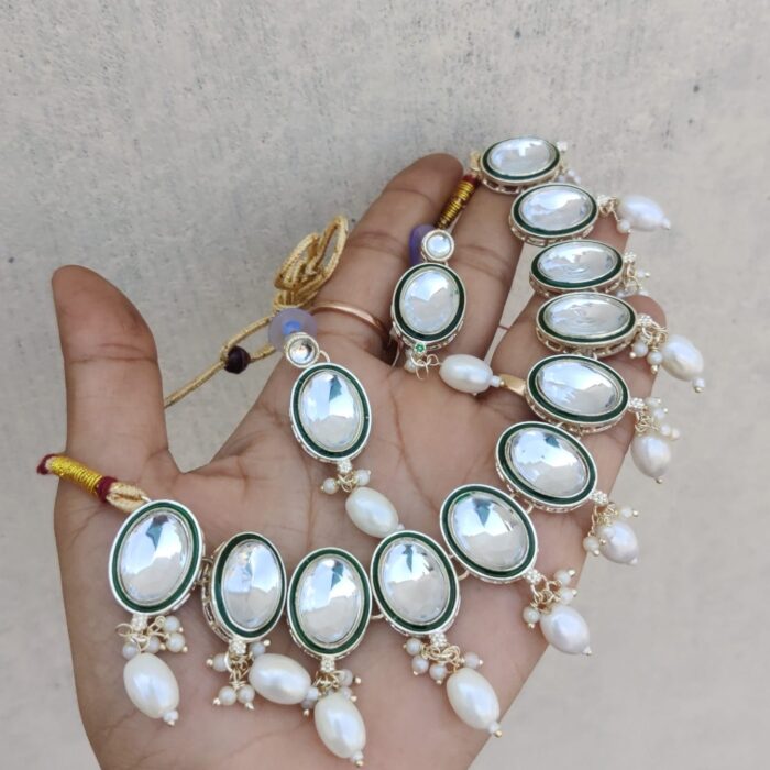 f7bf5483-3bde-4ac8-9a0f-af73016be66a f7bf5483-3bde-4ac8-9a0f-af73016be66a