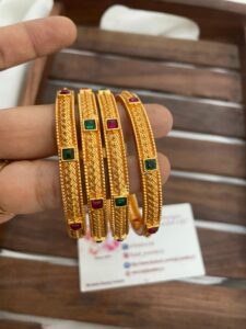 bangles golden set of 4-2.4 size