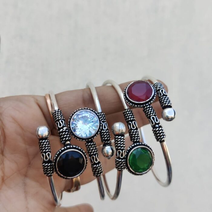 9b2c4fea-1a82-4b5f-9c2b-9d0e104ff37e