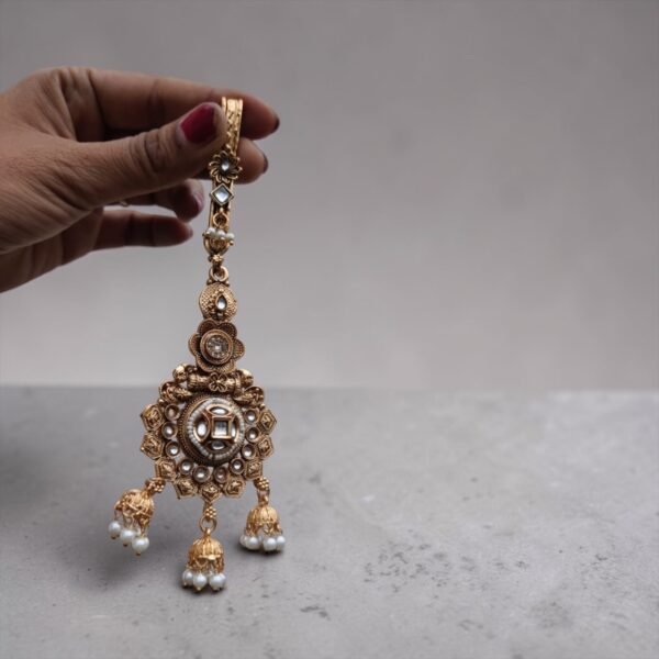 Hip key chain pearl