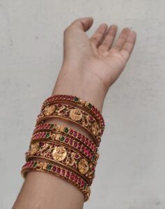 Temple Lakshmi kemp bangles 2.6 set of 6