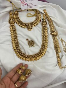 Heavy antique Lakshmi coin Kasumalai temple semi bridal set
