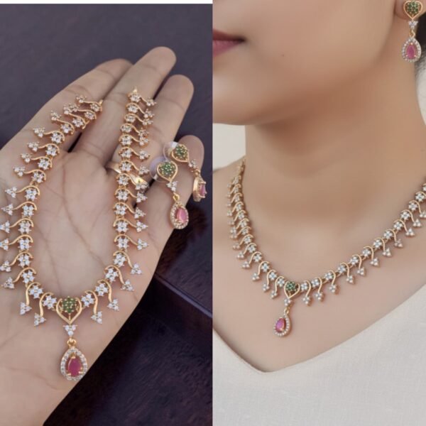 Necklace golden set