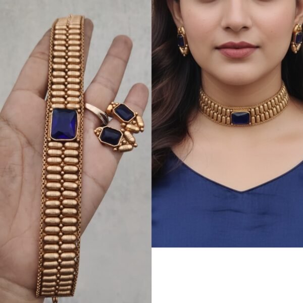 Blue choker set with stud