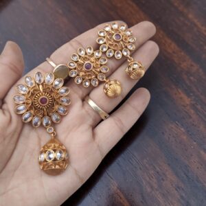 Pendant set with earrings