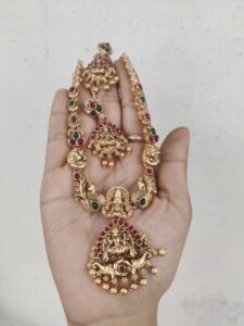 Necklace set