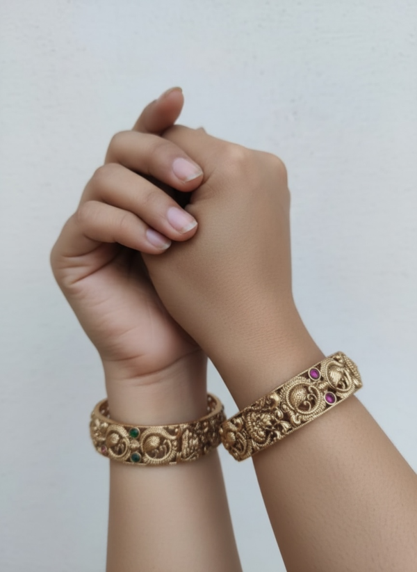 Antique Lakshmi golden bangle 2