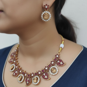 Pink kemp necklace set