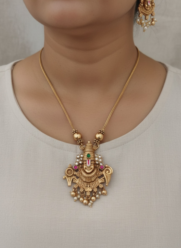 Balaji chain white set