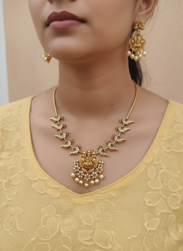 Cz lakshmi necklace attigai