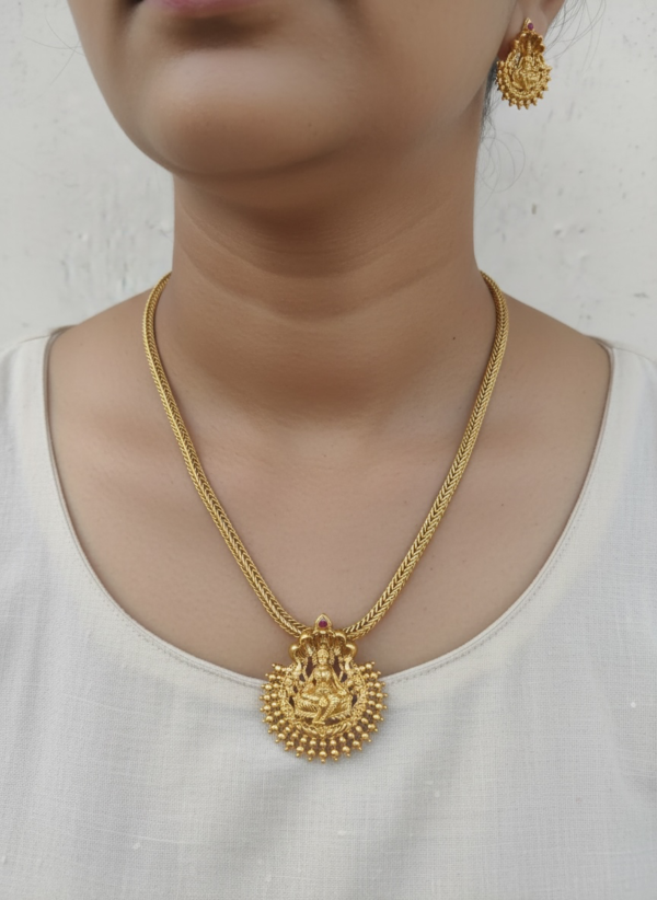Lakshmi choker premium set