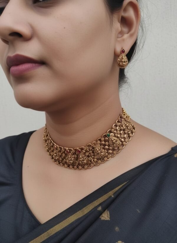 Lakshmi choker set